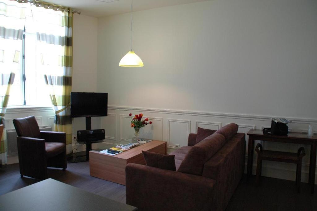 Appartements Du Beffroi Arras Bagian luar foto